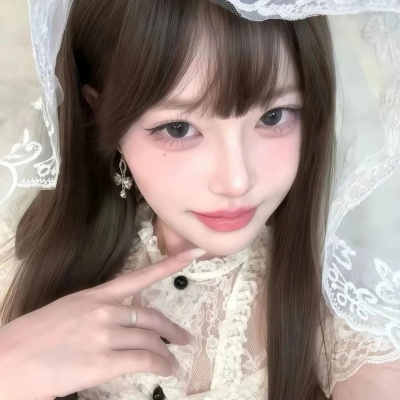 绝了！高级感ins氛围感女生头像✨ 女生头像 第4张