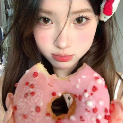 👸宝藏!ins风可爱小众女生头像精选✨ 女生头像 第8张 👸宝藏!ins风可爱小众女生头像精选✨ 女生头像 第8张