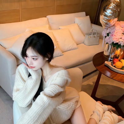 气质拉满！高级感贵气女生头像来啦✨ 女生头像 第2张