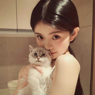 氛围感拉满！复古滤镜感气质女头来了 女生头像 第7张