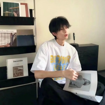 挖到宝啦！小众帅气男头推荐 男生头像 第2张