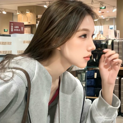 绝美!高级多金名媛风女生头像推荐✨ 女生头像 第1张 绝美!高级多金名媛风女生头像推荐✨ 女生头像 第1张