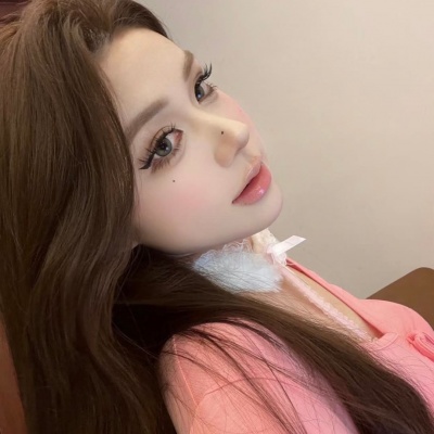 👑高级感贵气名媛必备女生头像来袭 女生头像 第10张 👑高级感贵气名媛必备女生头像来袭 女生头像 第10张