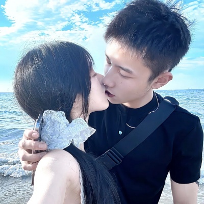被甜晕!小众双人超甜情头推荐 情侣头像 第9张 被甜晕!小众双人超甜情头推荐 情侣头像 第9张