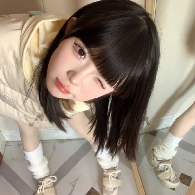 宝藏!ins小众纯欲女生头像 女生头像 第7张 宝藏!ins小众纯欲女生头像 女生头像 第7张