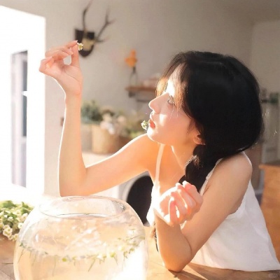 被问无数次的ins小众气质女生头像来啦 女生头像 第5张 被问无数次的ins小众气质女生头像来啦 女生头像 第5张