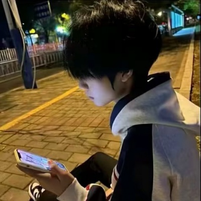 绝了！这些青春小众男生头像，帅炸啦 男生头像 第10张