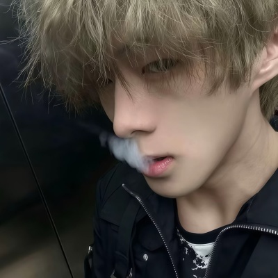 挖到宝啦！小众个性真人男头像推荐 男生头像 第10张