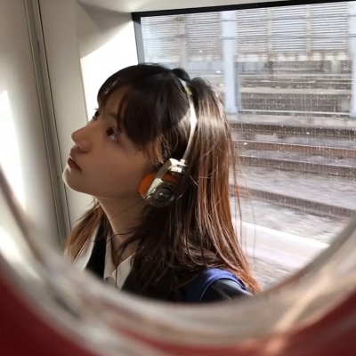 超绝的ins小众女生头像 女生头像 第3张