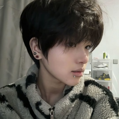 宝藏挖掘！ins小众个性男生头像来了 男生头像 第10张