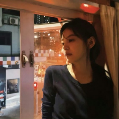 宝藏！高质量ins真人女头像来了 女生头像 第1张