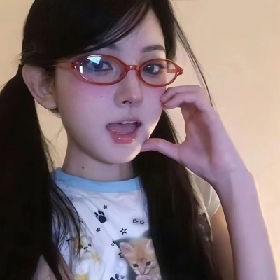 被这些ins个性甜美权威女头美哭啦 女生头像 第6张