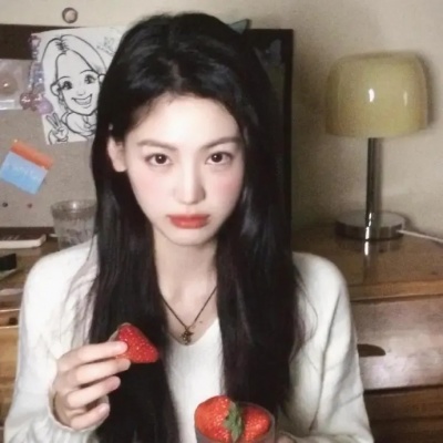 纯欲氛围感拉满的莓果系女生头像来啦 女生头像 第6张 纯欲氛围感拉满的莓果系女生头像来啦 女生头像 第6张