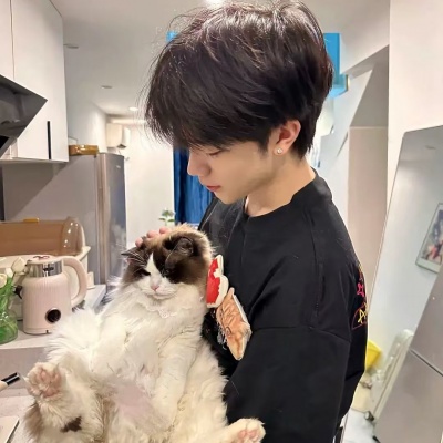 绝了！这些青春小众男生头像，帅炸啦 男生头像 第4张