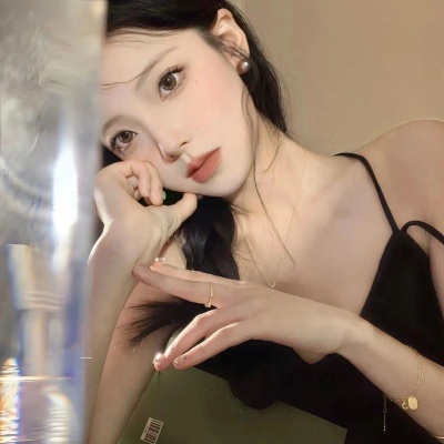爱住！Ins风高级质感女生微信头像  女生头像 第9张