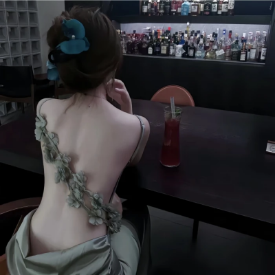 被这组ins唯美背影女生头像美哭啦 女生头像 第1张 被这组ins唯美背影女生头像美哭啦 女生头像 第1张