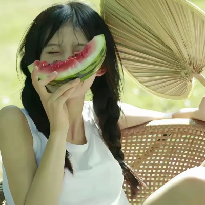 狠狠心动！Ins风高级感女生头像 女生头像 第5张