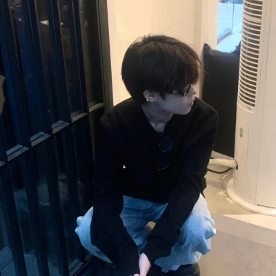 超绝INS青春小众男生头像来啦 男生头像 第4张 超绝INS青春小众男生头像来啦 男生头像 第4张