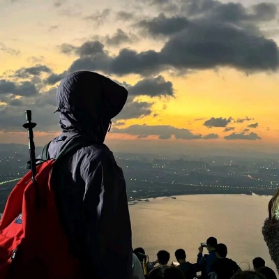 天呐！这些氛围感拉满的男生头像太可了 男生头像 第5张