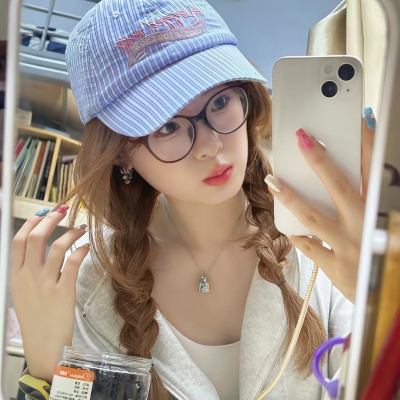 狠狠心动！氛围感白月光女头来咯 女生头像 第2张