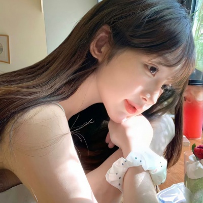 头像女小众ins，小众又特别 女生头像 第4张