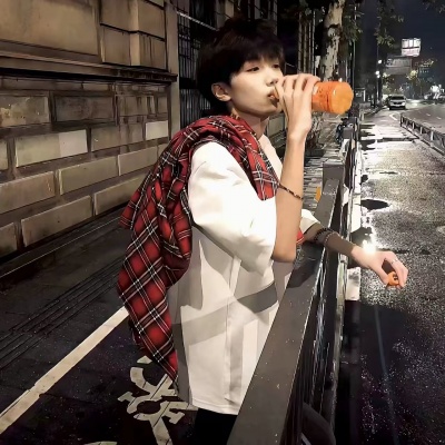 被帅晕！Ins超帅小众男生头像推荐 男生头像 第7张