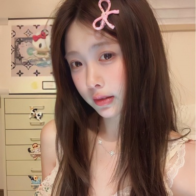 狠狠心动！氛围感白月光女头来咯 女生头像 第6张