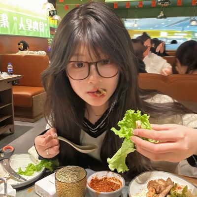 狠狠心动！氛围感白月光女头来咯 女生头像 第4张