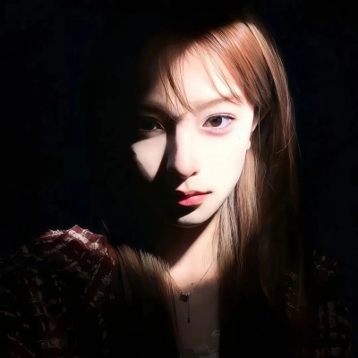 爱住！Ins风高级质感女生微信头像  女生头像 第3张