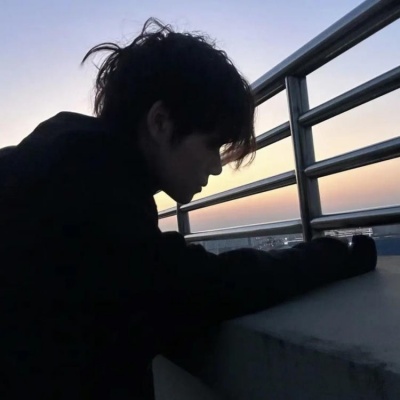 被帅到!小众帅气男头推荐 男生头像 第6张 被帅到!小众帅气男头推荐 男生头像 第6张