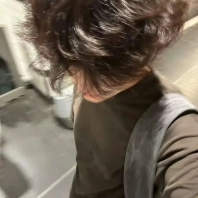 氛围感男头高级感，被帅晕 男生头像 第4张