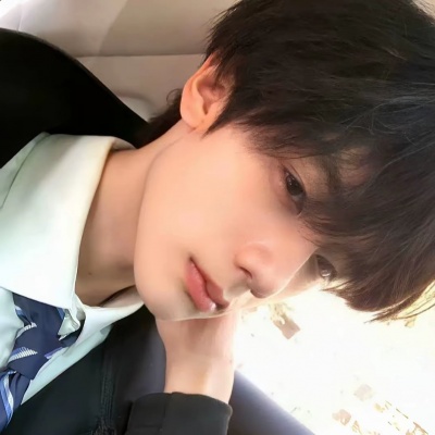 被帅晕！Ins超帅小众男生头像推荐 男生头像 第1张