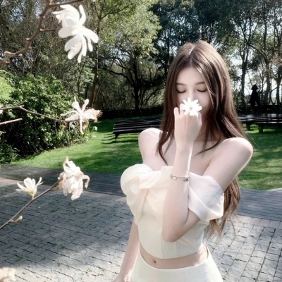 哇塞!ins高级感女生头像大放送 女生头像 第3张 哇塞!ins高级感女生头像大放送 女生头像 第3张