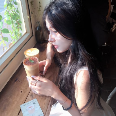 爱了!唯美治愈小众女生头像上线 女生头像 第5张 爱了!唯美治愈小众女生头像上线 女生头像 第5张