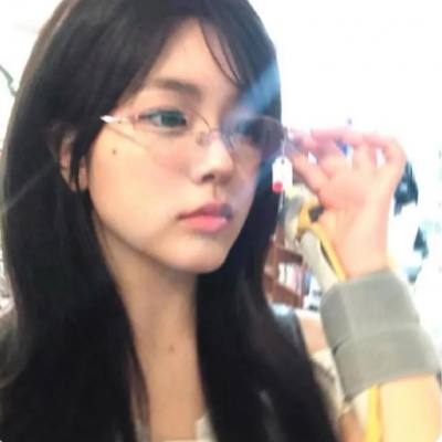 大赞！Ins个性气质优质女生头像 女生头像 第2张