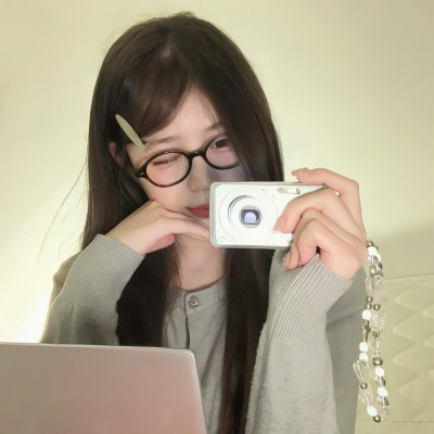 🌙氛围感拉满的白月光女头来咯 女生头像 第9张 🌙氛围感拉满的白月光女头来咯 女生头像 第9张