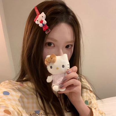 挖到宝啦!小众风格真人女头来袭👸 女生头像 第5张 挖到宝啦!小众风格真人女头来袭👸 女生头像 第5张