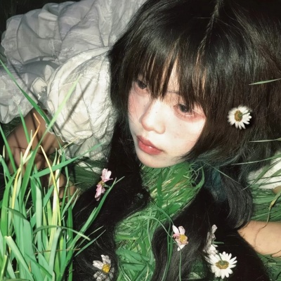 绿色系真人女头,谁看了不迷糊 女生头像 第2张 绿色系真人女头,谁看了不迷糊 女生头像 第2张