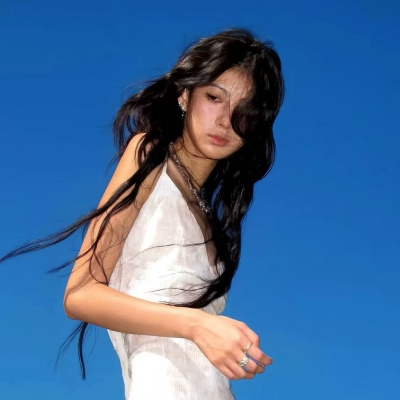 氛围感拉满的真人女头精选 女生头像 第5张