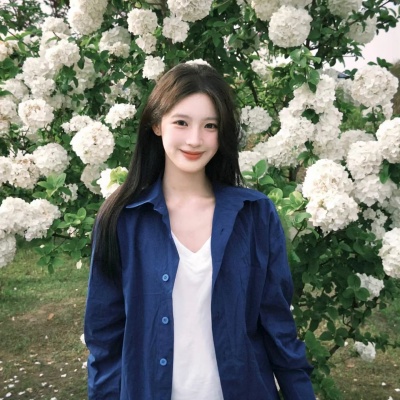 小众高级感女生头像精选 女生头像 第1张