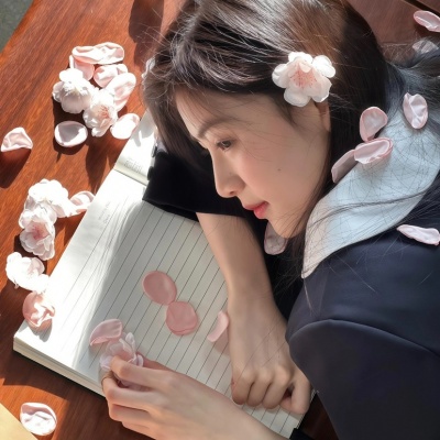 被这组唯美治愈花花春天女生头像美哭啦！ 女生头像 第2张