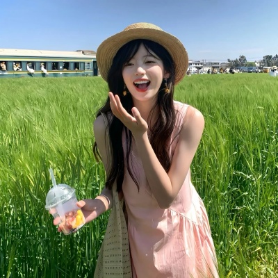 🌞夏日自由感女头大全，快来挑挑！ 女生头像 第1张