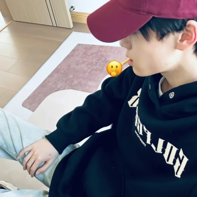 小众宝藏！ins风氛围感男生头像精选 男生头像 第9张