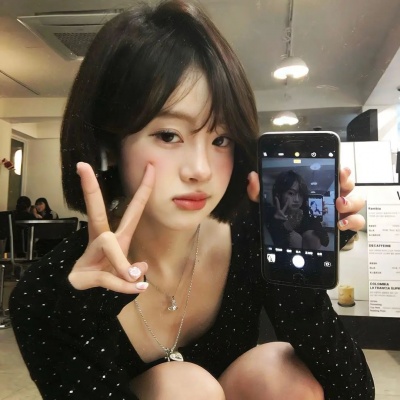 大赞!这些ins纯欲清纯女头杀疯啦 女生头像 第2张 大赞!这些ins纯欲清纯女头杀疯啦 女生头像 第2张