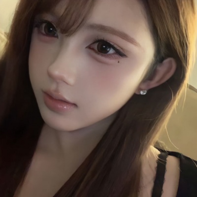 哇塞！小众氛围感ins风高清女生头像来袭 女生头像 第1张