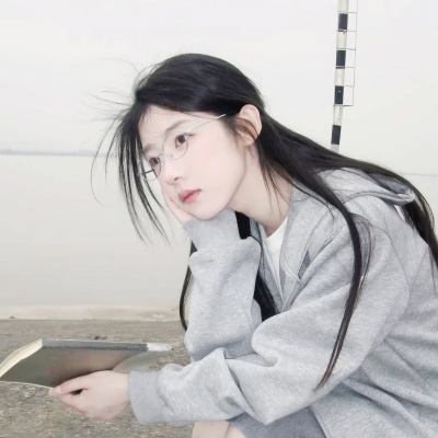 一眼沦陷！氛围感清冷女头来啦 女生头像 第4张