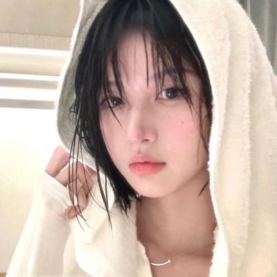 大赞!这些ins纯欲清纯女头杀疯啦 女生头像 第5张 大赞!这些ins纯欲清纯女头杀疯啦 女生头像 第5张