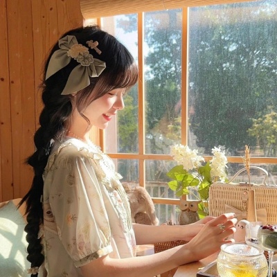 狠狠心动！清新脱俗女生头像来袭 女生头像 第10张