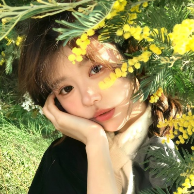大爱的ins风女头来啦 女生头像 第1张