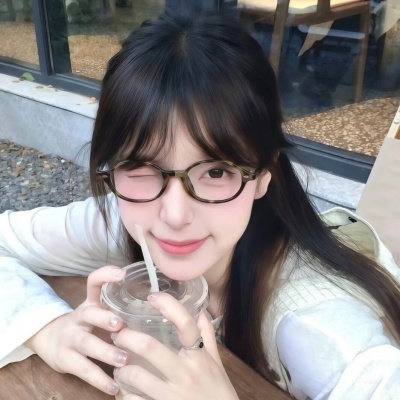 被这些清纯甜美女生头像美哭啦 女生头像 第3张